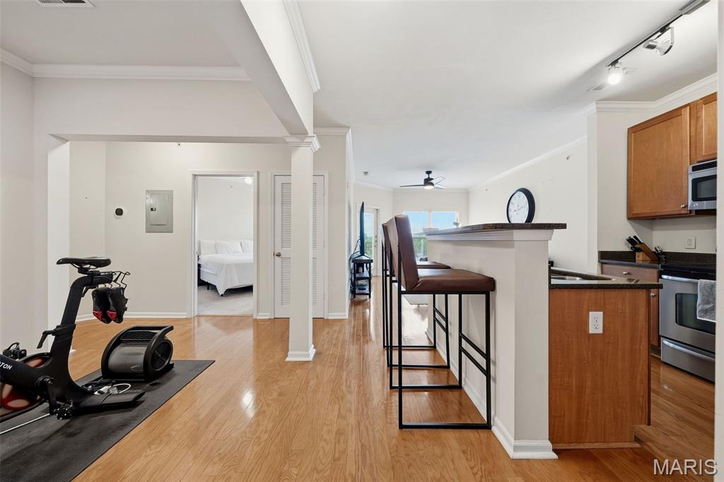 Hanley Station Condominiums - Residential