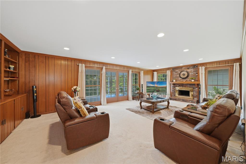 Chesterfield Hill 2 - Residential