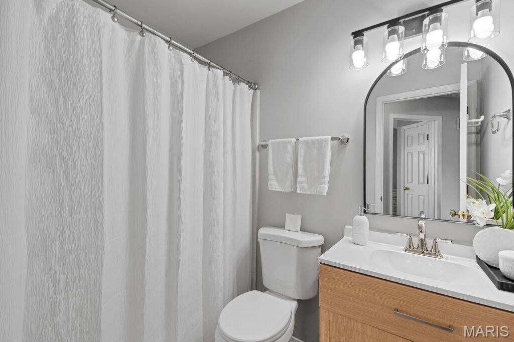 Spring Hill Farm Condo Ph 2 - Residential