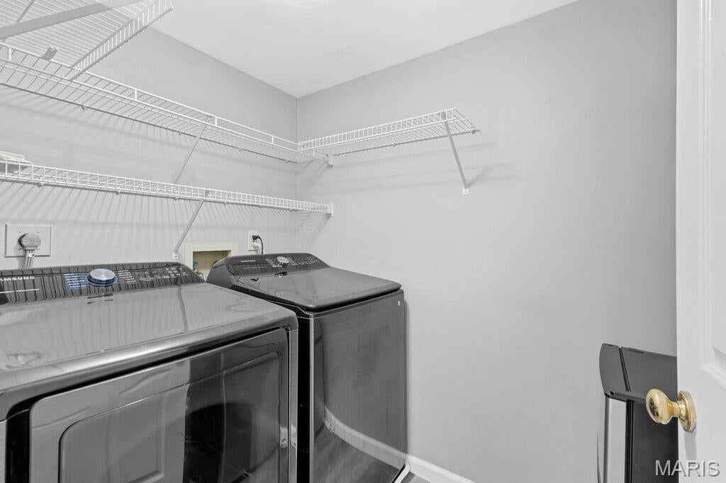 Spring Hill Farm Condo Ph 2 - Residential