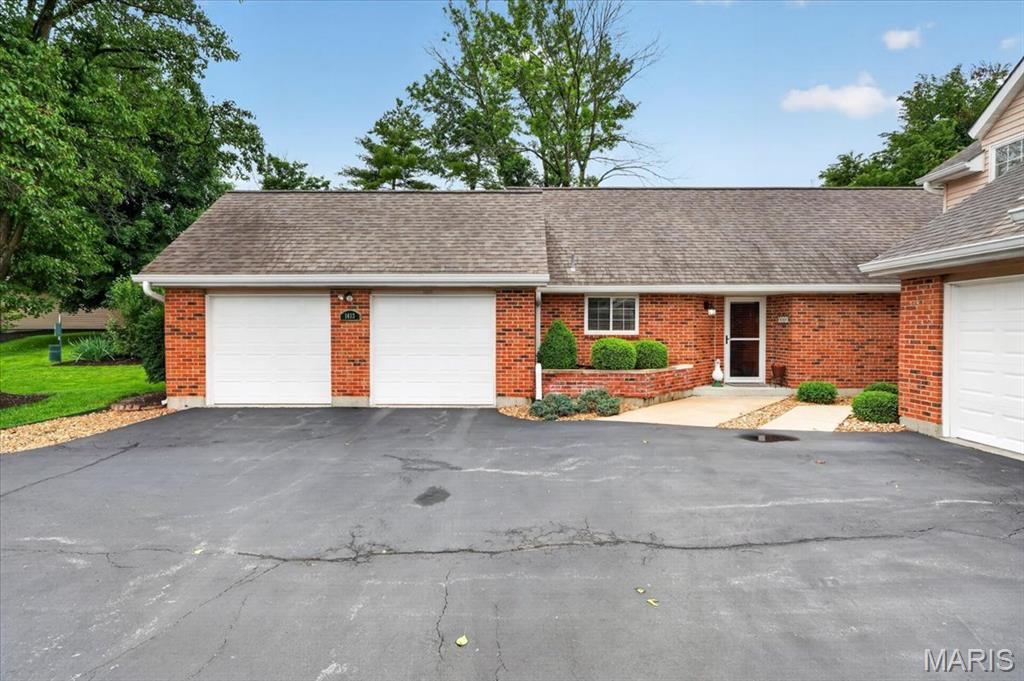 Hickory Sound Condo I Ph I - Residential