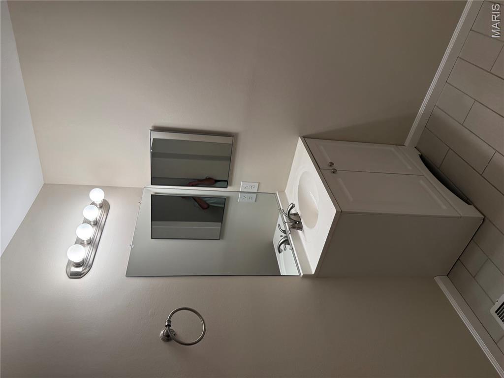 Hickory Ridge - Residential Lease