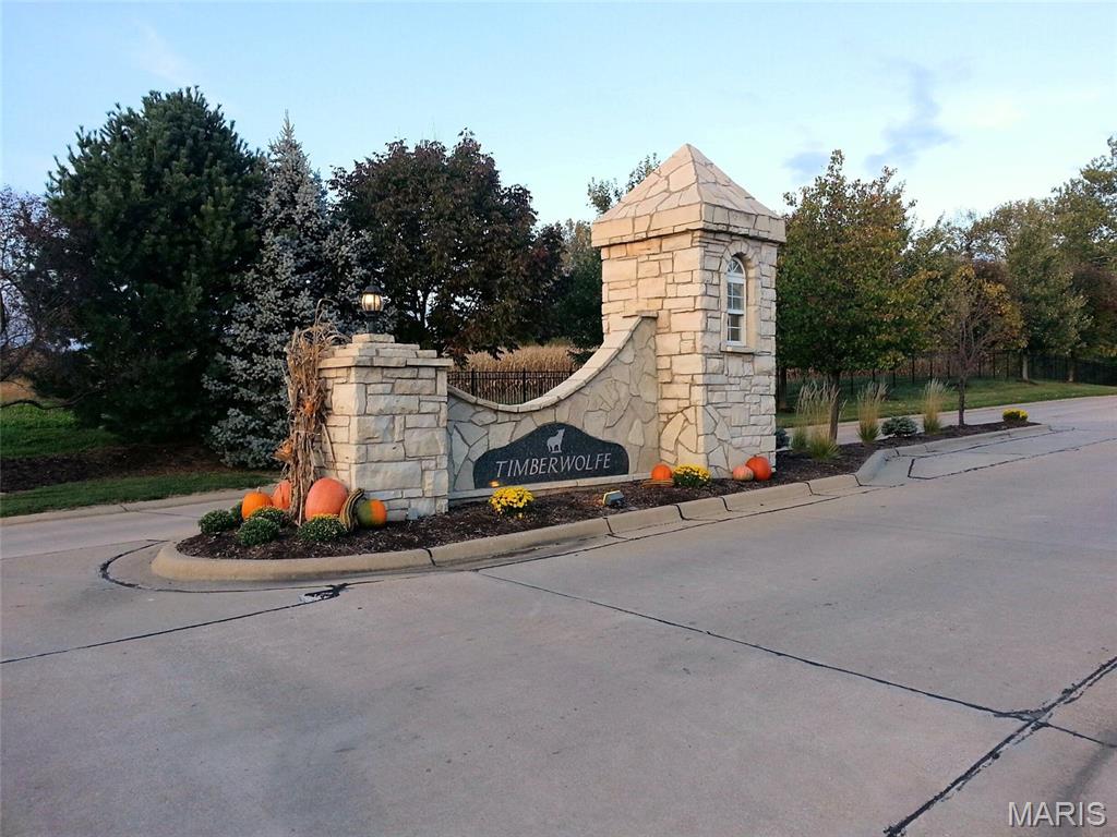 Timberwolfe Estates 03 - Land