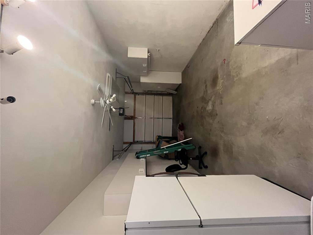 End Terrace 1stadd - Residential Lease