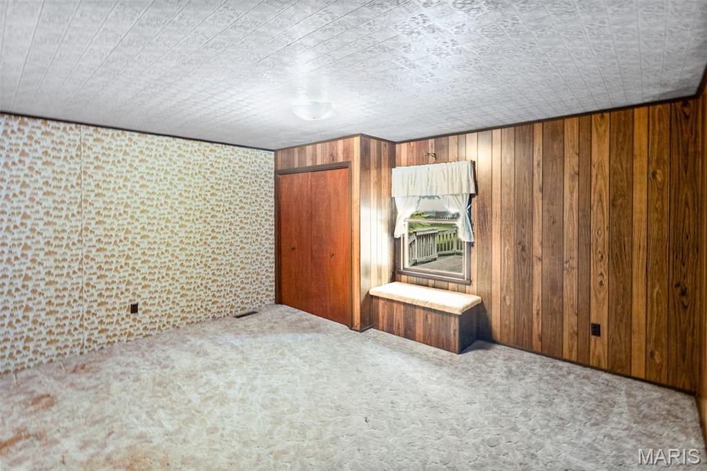 NOT IN A SUBDIVISION - Residential