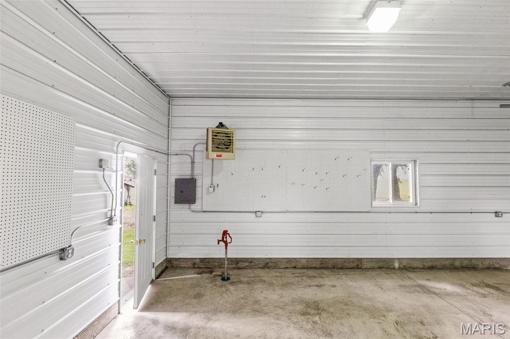 NOT IN A SUBDIVISION - Residential