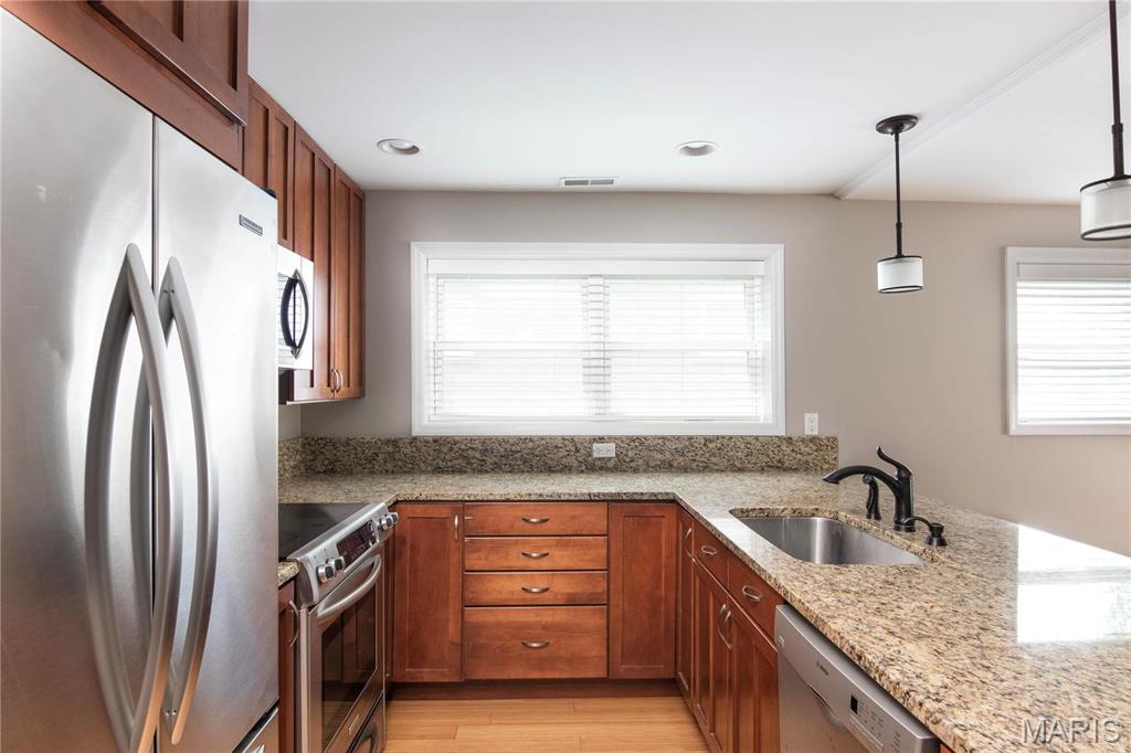 610 Forest Court Walk A Condo - Residential Lease