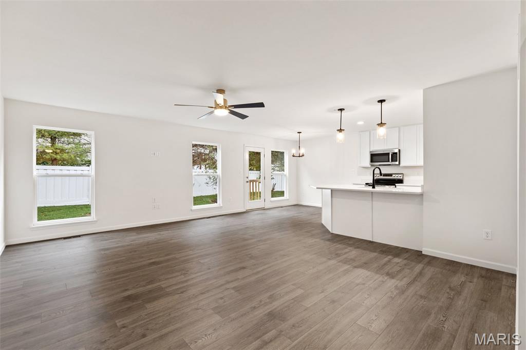 Regal Pines Meadows 12 - Residential