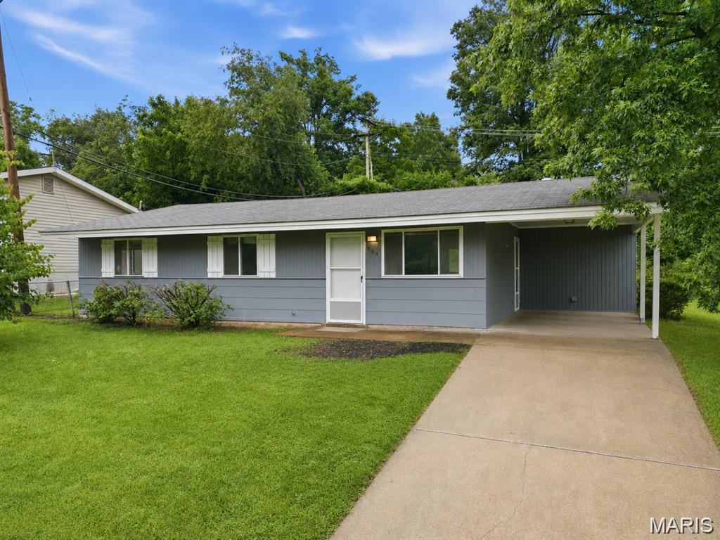 Beautifully updated, bright, and spacious 3 bedroom 2 bath home for rent in Manchester, MO. Light luxury vinyl flooring lines this sprawling, renovated ranch. With quartz cabinets, 42 inch cabinets, and stainless steel appliances, cooking in this kitchen will feel like a dream. This well-maintained property offers a perfect blend of space, functionality, and convenience. Inside, you’ll find a bright and open layout with generous living areas, ideal for both relaxing and entertaining. Large windows bring in plenty of natural light, creating a warm and welcoming atmosphere throughout the home. The bedrooms offer comfort and privacy with plenty of closet space. Primary main floor suite! Also convenient is the main floor laundry room/ utility & storage area. Step outside to enjoy a spacious yard with a shed - perfect for outdoor activities, weekend barbecues, or simply enjoying fresh air in a peaceful setting. Long driveway and great carport for parking! This home is conveniently located near shopping, dining, parks, and major highways & STL city - this makes commuting and everyday errands easy. CALL NOW