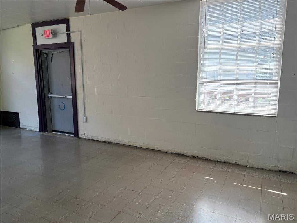 Kingshighway Add - Commercial Lease