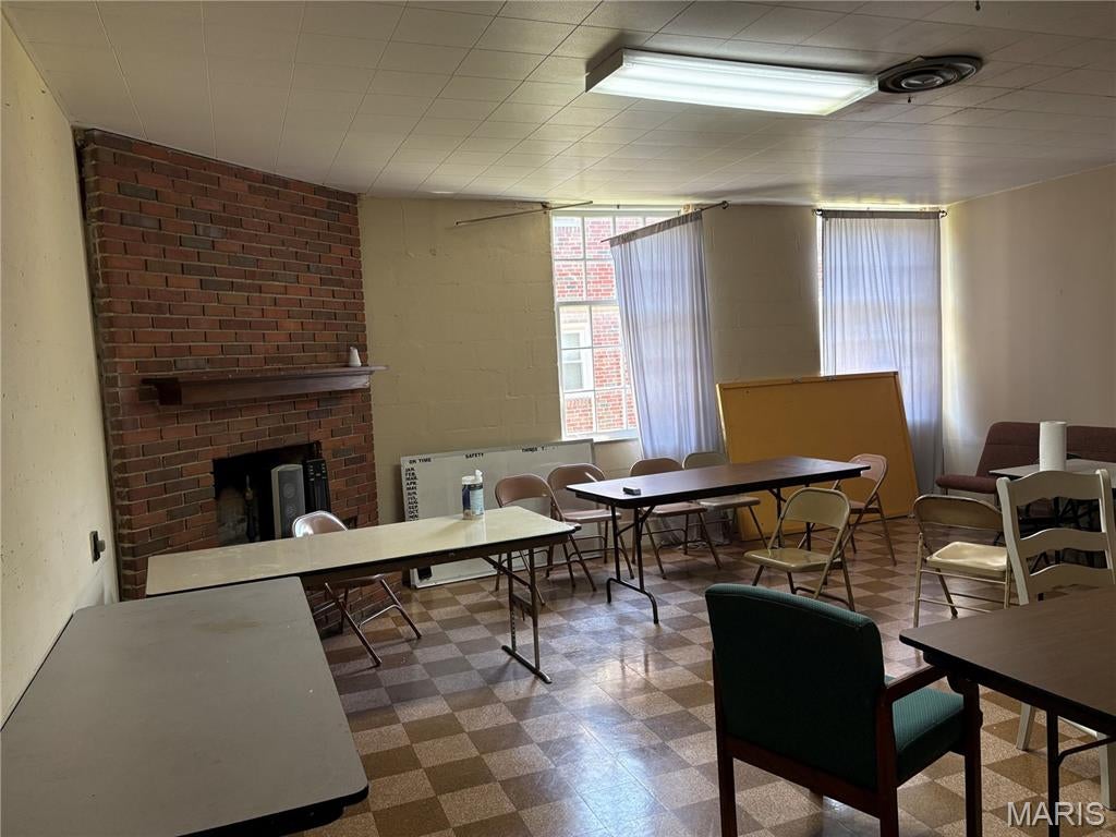 Kingshighway Add - Commercial Lease