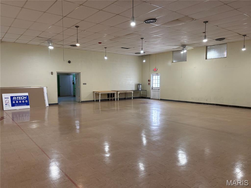 Kingshighway Add - Commercial Lease