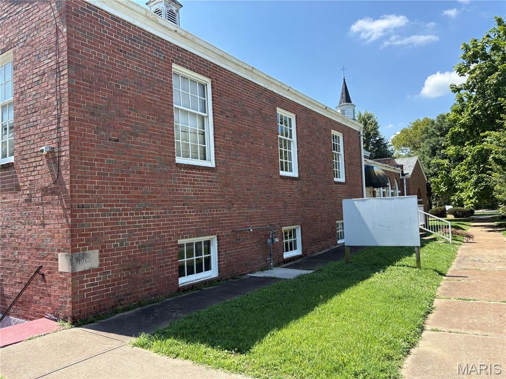Kingshighway Add - Commercial Lease