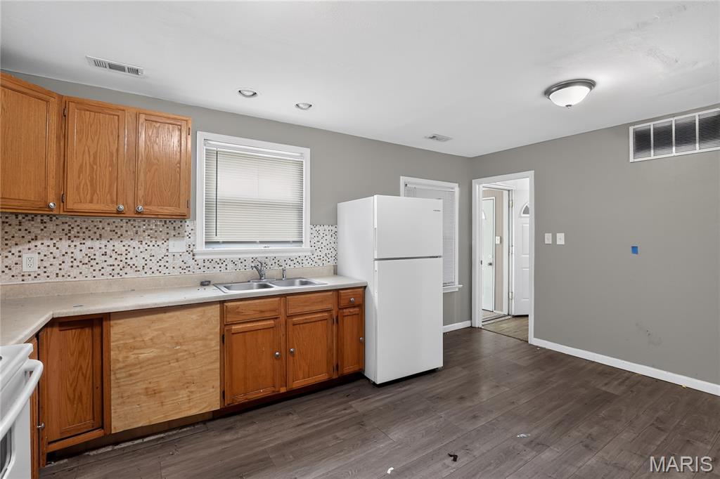 Lake Village 2 - Residential
