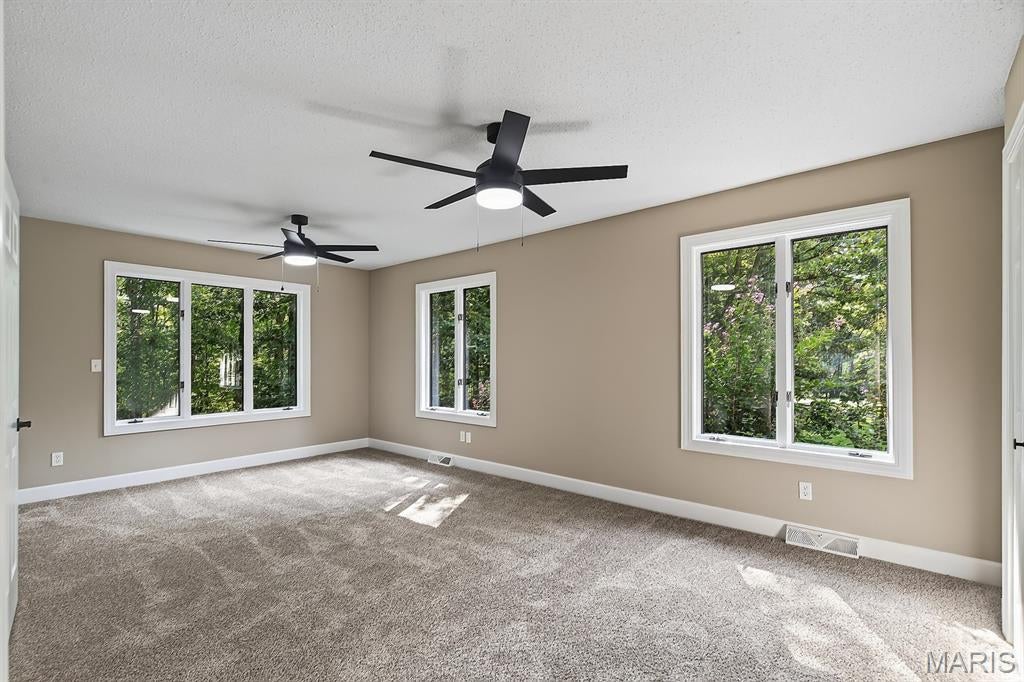 Stoltz Estate - Residential