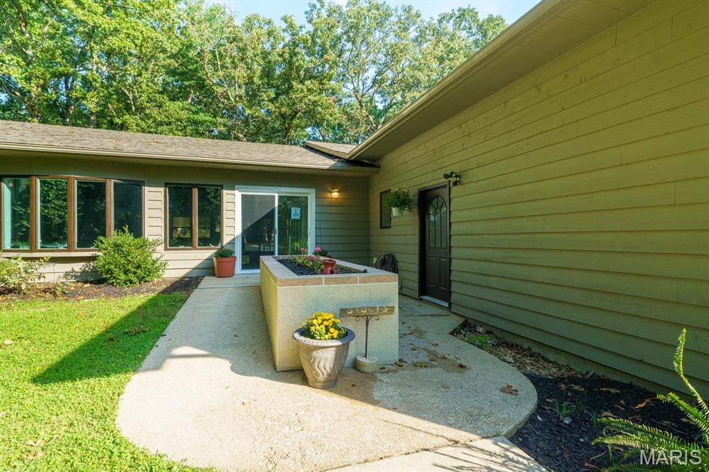 Stoltz Estate - Residential