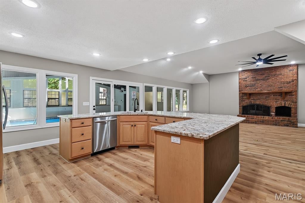 Stoltz Estate - Residential