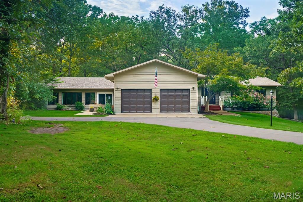 Stoltz Estate - Residential