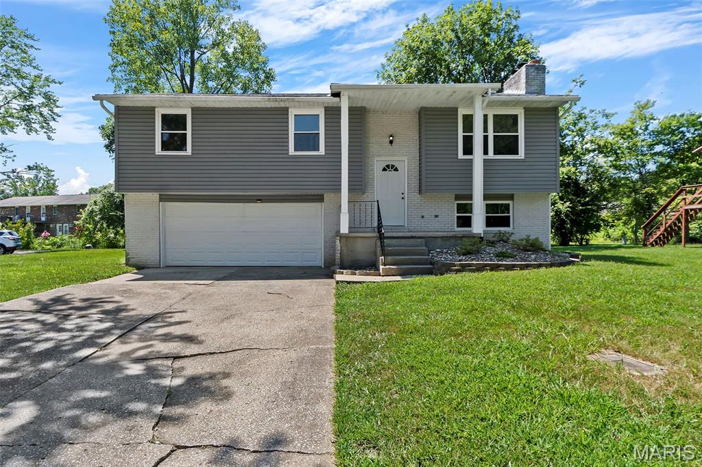 This beautifully updated 3-bedroom, 2-bath split-level home offers a perfect mix of comfort, style, and practicality. Inside, luxury vinyl plank flooring flows throughout, combining durability with a touch of elegance. The welcoming layout leads to a modern kitchen with sleek stainless steel appliances, ideal for both everyday living and entertaining. Upstairs, you’ll find three spacious bedrooms and a full bath, while the lower level features a second bathroom, laundry, and a flexible space that could serve as an office or additional living area. Outside, enjoy a lovely deck on a desirable corner lot.
The property was completely updated in 2019 with new appliances, HVAC, Cabinets, Countertop, Trim, LVT Plank flooring, Carpet in Bedrooms & lower level, new deck, painted inside and out, Siding, windows, , doors, garage door, outlets, toilets, solid surface counterrops, lighting and roof.   In 2026 the water heater was replaced