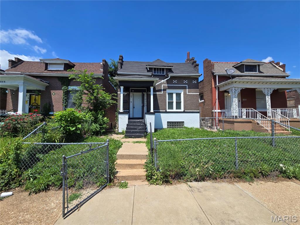 Welcome to 1403 Walton Ave in Saint Louis. This well-maintained property features 966 square feet of living space, offering a functional floor plan that includes one bedroom and two full bathrooms. The interior is in good condition, highlighted by high ceilings, classic hardwood floors, and modern granite countertops in the kitchen. A standout feature is the full basement, providing extensive extra storage or potential future customization. Situated on a manageable lot with off-street parking, this property is move-in ready.