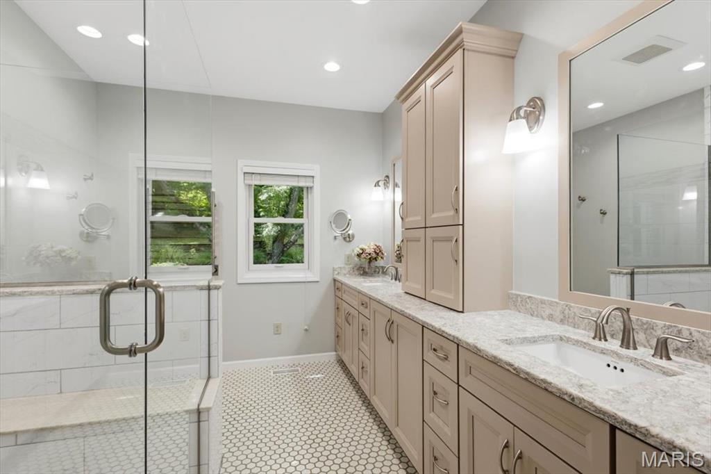 Briarcliff Condo I I Ph Three - Residential
