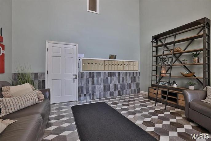 Country Club View Condos - Residential
