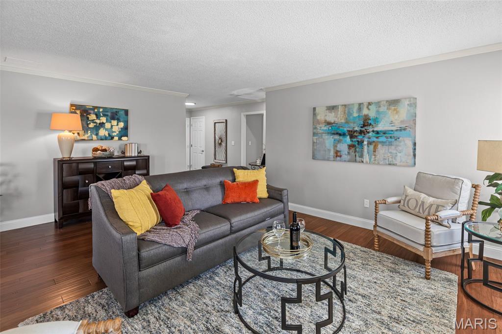 Country Club View Condos - Residential