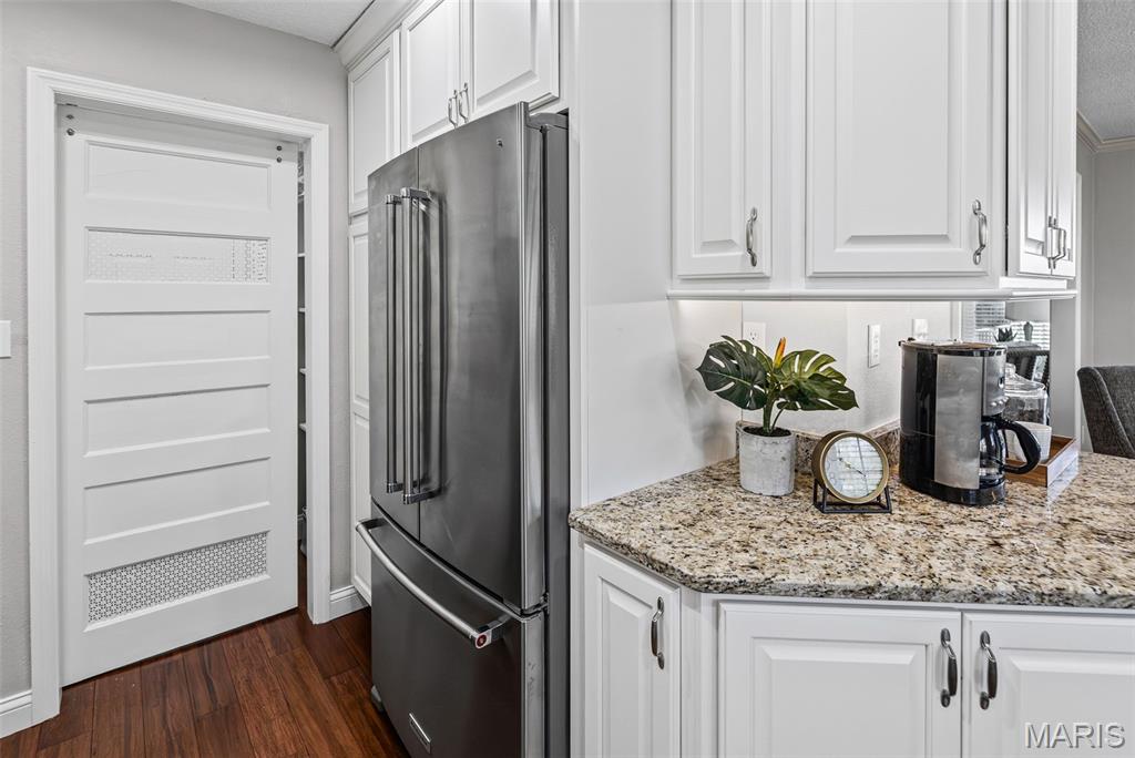 Country Club View Condos - Residential