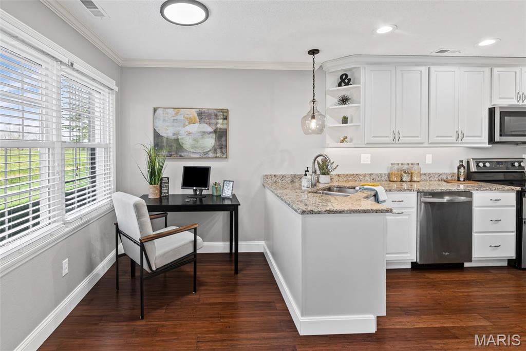 Country Club View Condos - Residential