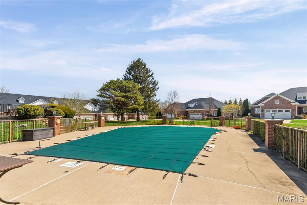 Country Club View Condos - Residential
