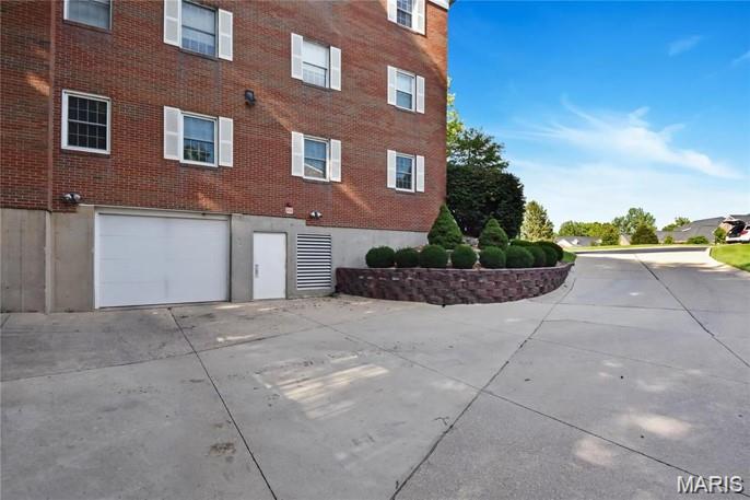 Country Club View Condos - Residential