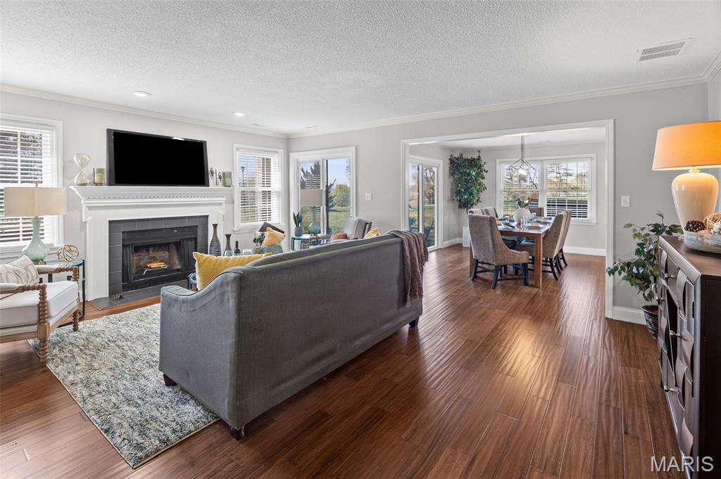 Country Club View Condos - Residential