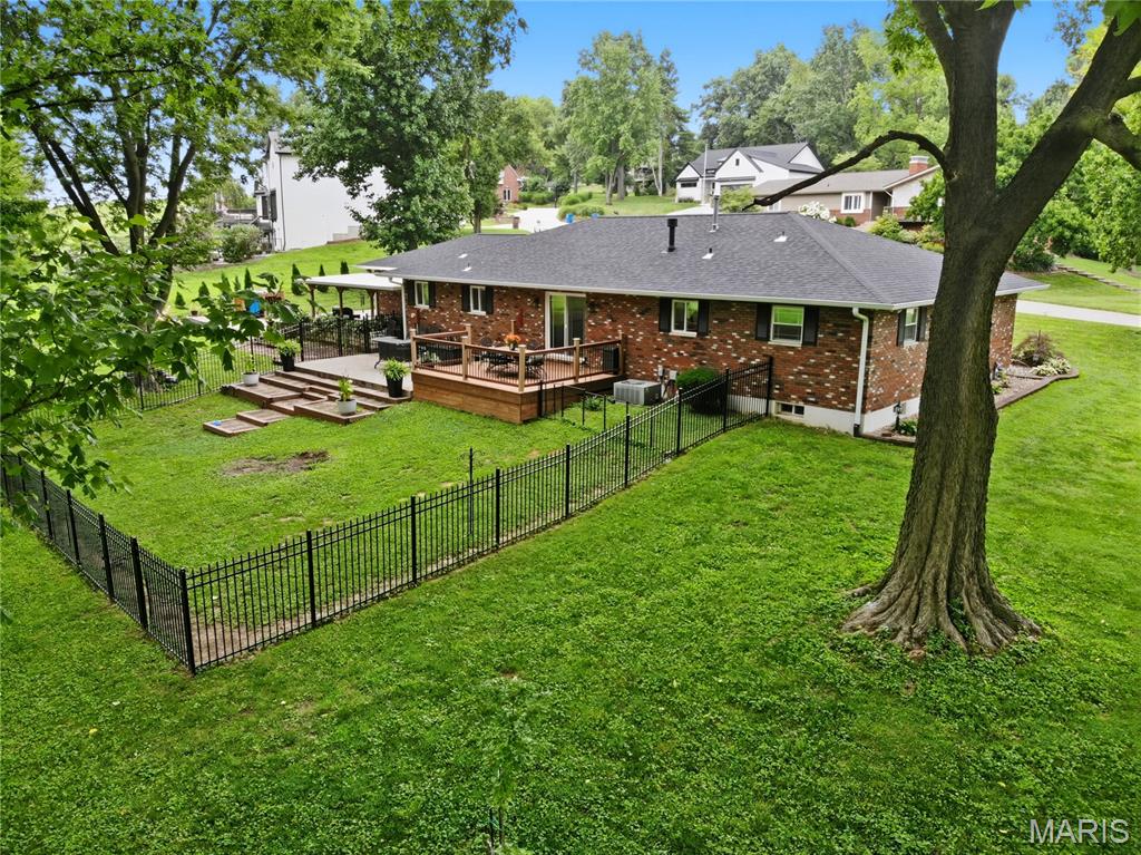 Country Club Estates - Residential