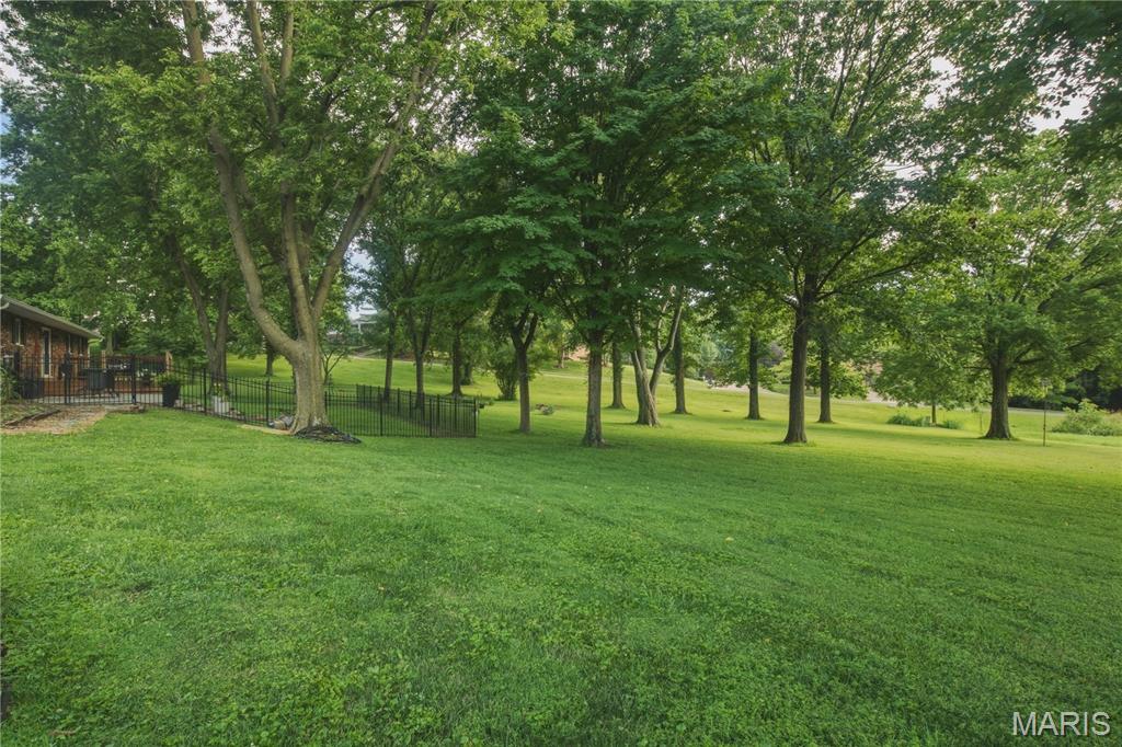 Country Club Estates - Residential