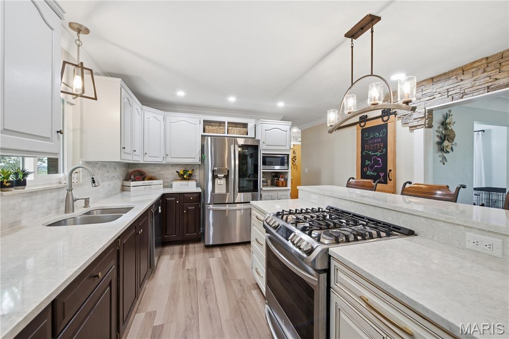 Country Club Estates - Residential