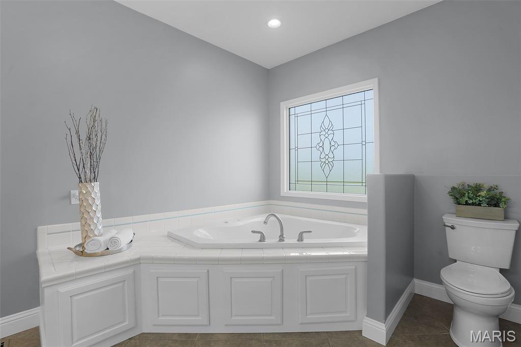 Moellers Pond 1st Add - Residential