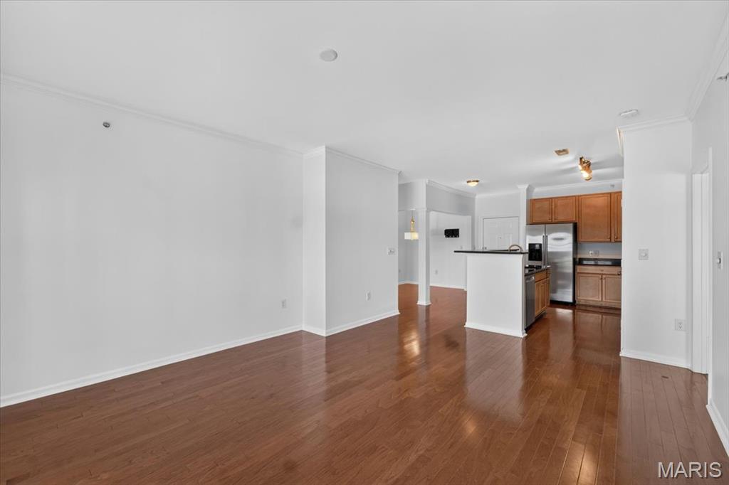 Hanley Station Condo - Residential