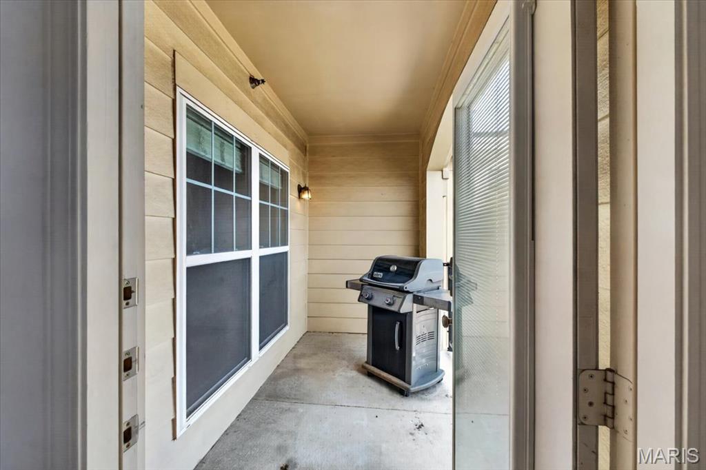 Hanley Station Condo - Residential