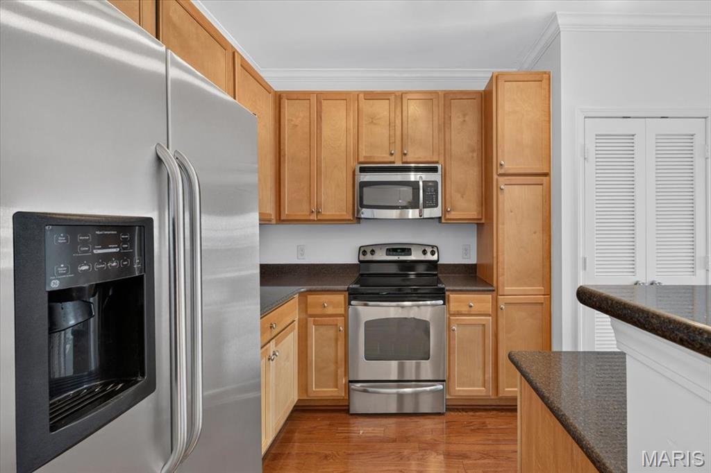 Hanley Station Condo - Residential