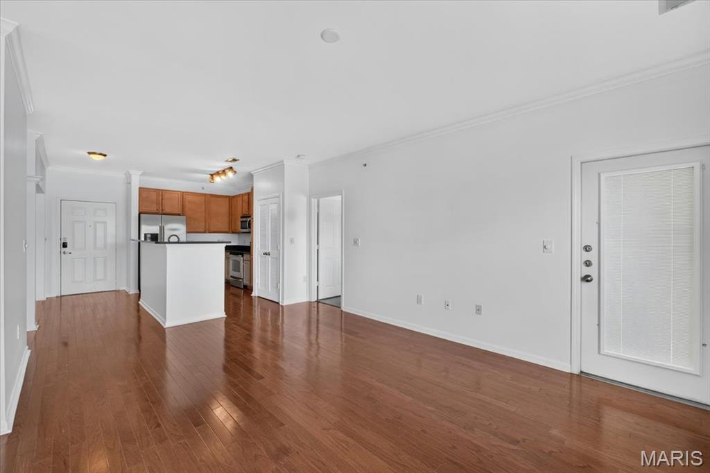 Hanley Station Condo - Residential