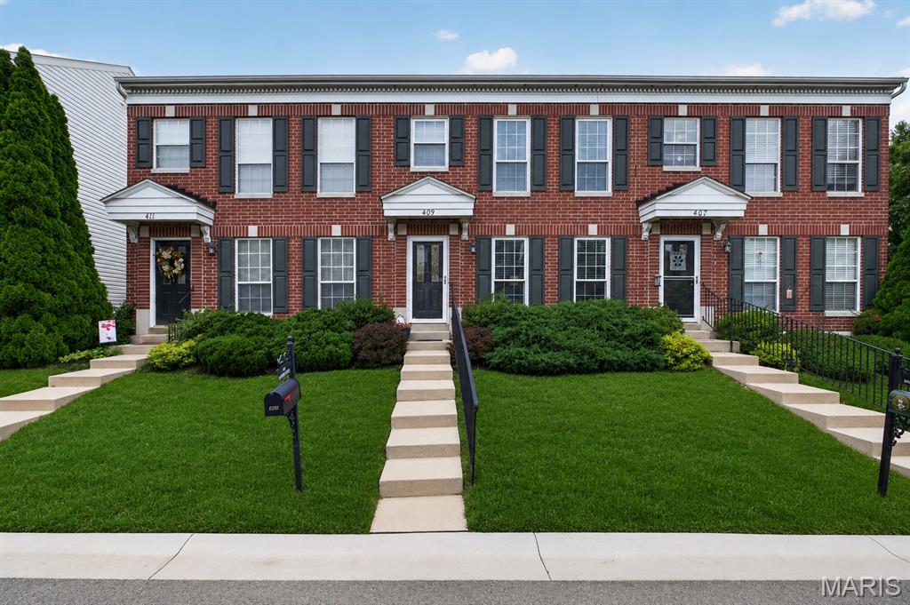 Estates At Parkview Two The - Residential