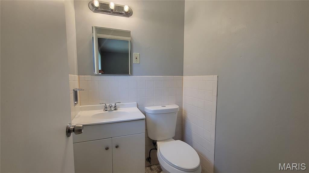 Larimore Plaza 2 - Residential Lease