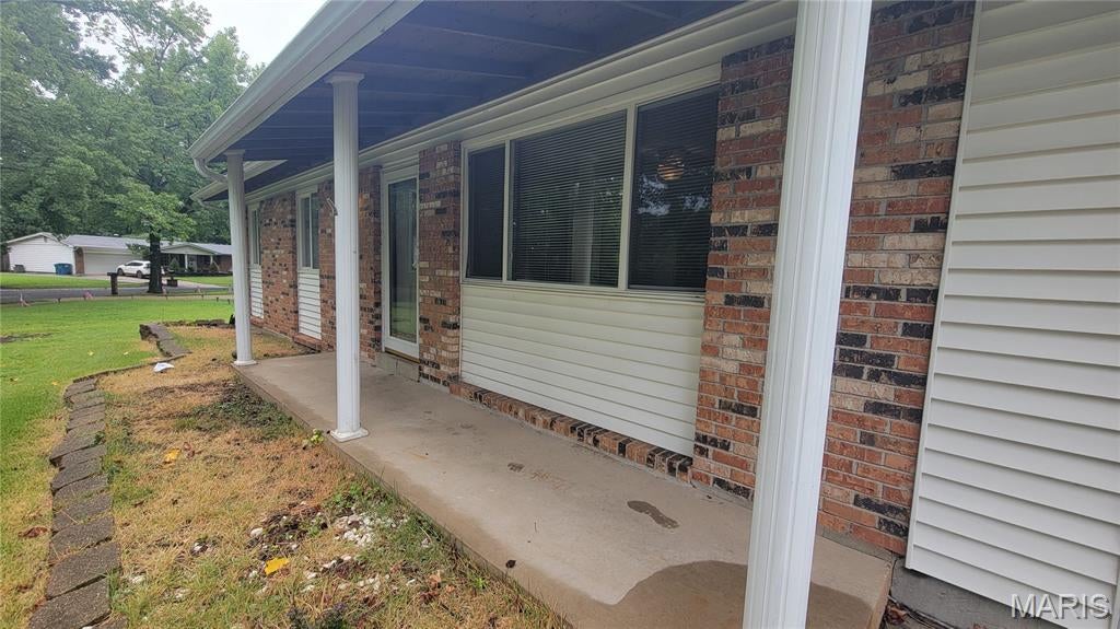 Larimore Plaza 2 - Residential Lease