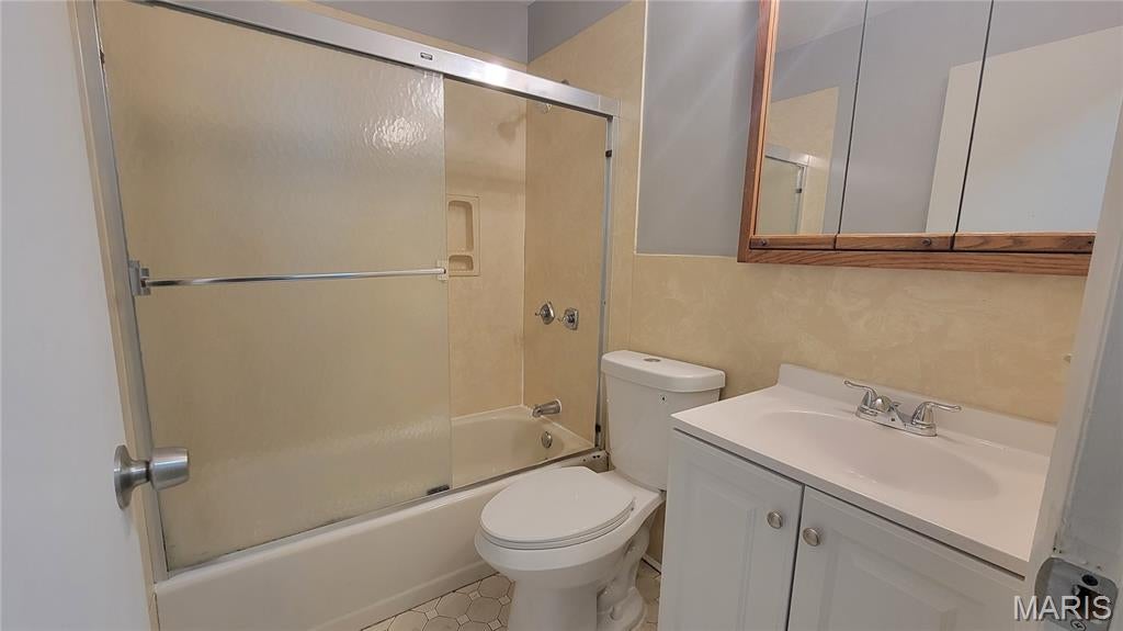 Larimore Plaza 2 - Residential Lease
