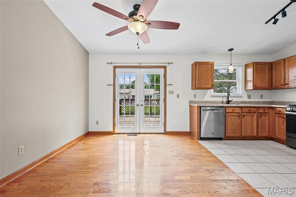 Westmoreland Place - Residential