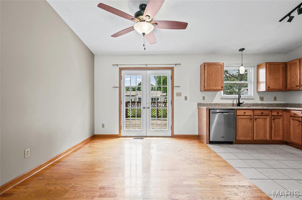 Westmoreland Place - Residential