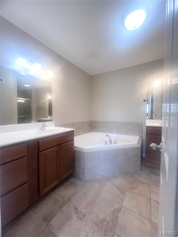 Cabanne Townhomes - Residential