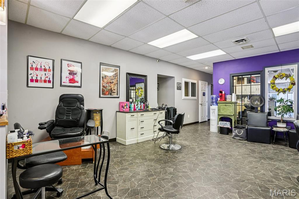 Litchfield - Commercial Sale