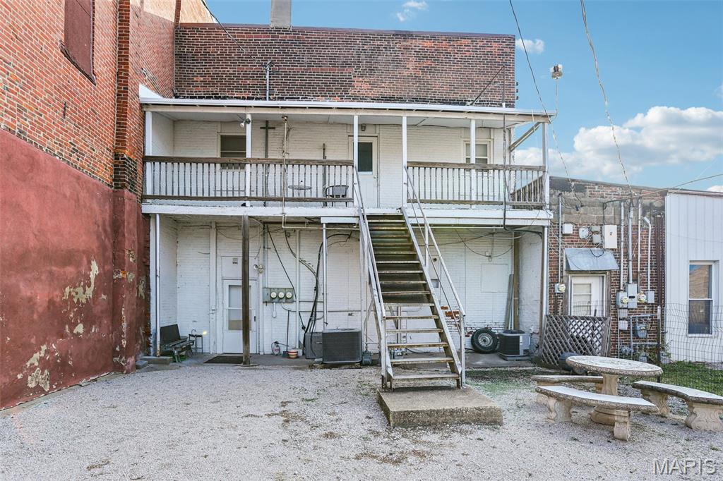 Litchfield - Commercial Sale