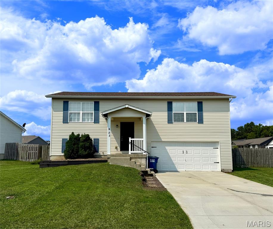 Don't miss this incredible opportunity to own a beautifully updated and well-maintained home in the sought-after Shire subdivision!
This split-foyer home offers 3 bedrooms, 3 full bathrooms, a finished lower level with a functional layout designed for today’s lifestyle. 
The upper level features a bright living room, an inviting kitchen with an adjoining dining area, and two bedrooms, including a spacious primary suite with an ensuite bathroom. 
The finished lower level provides even more living space with a large family room, third bedroom, full bathroom, and additional storage—perfect for guests, a home office, or entertaining.
Step outside to enjoy a nice sized fenced in backyard with plenty of room, while the attached two-car garage and newer roof add everyday convenience and peace of mind. 
This move-in-ready home offers the perfect combination of comfort, space, and value in a desirable neighborhood. 
Don’t miss your opportunity to make this home yours—you won’t want to miss this one!